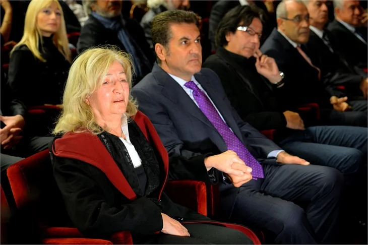 Nejat Uygur son yolculuğuna uğurlandı