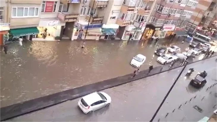 Maltepe Venedik'e döndü