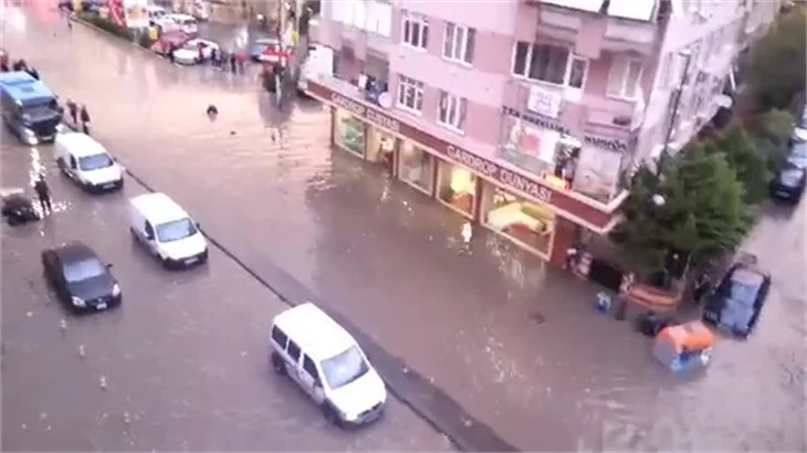 Maltepe Venedik'e döndü