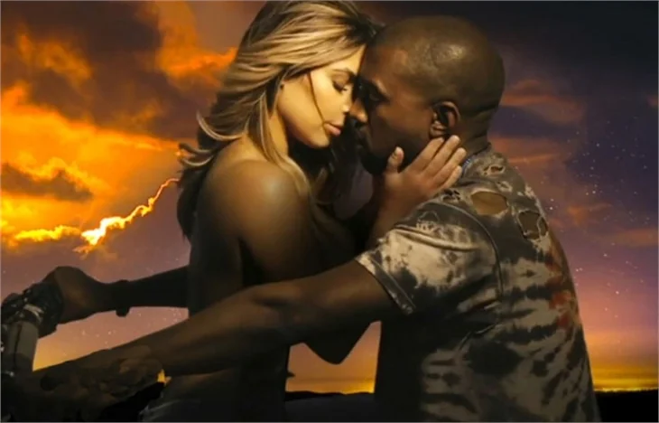 Kim Kardashian'a porno suçlaması