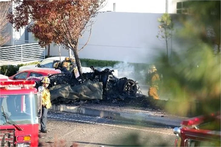 Paul Walker araba kazasında hayatını kaybetti