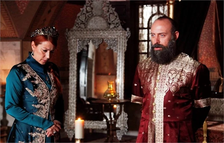 Hürrem bir ülkeyi daha fethetti!