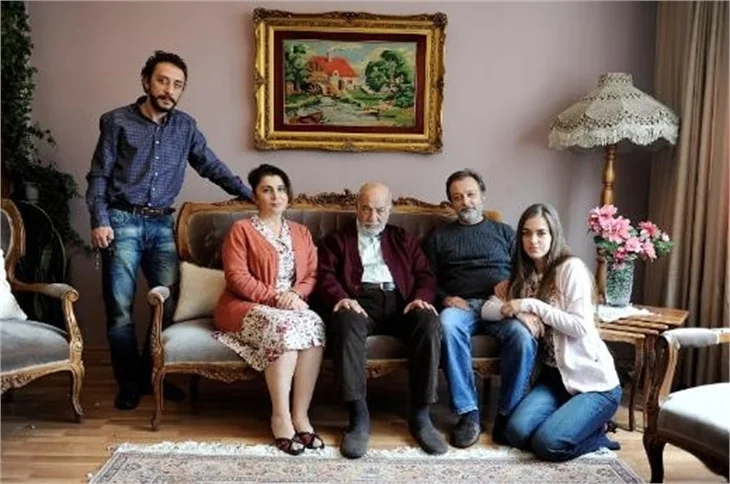 Ahu Türkpençe: Evlilik zamanı gelmedi!