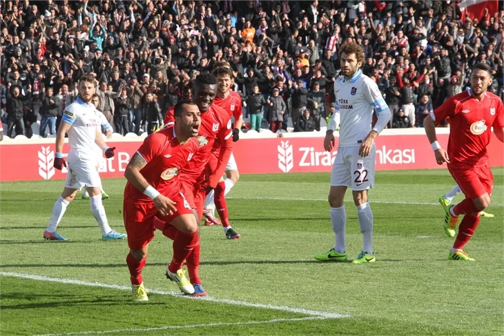 Trabzonspor kupadan elendi