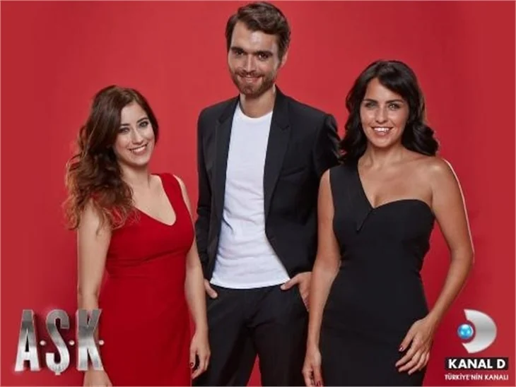Aslı Tandoğan ve Hazal Kaya kavga etti mi?