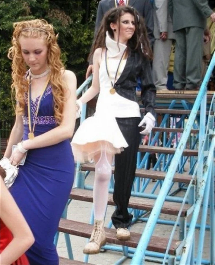 Moda, insanın kendine yakışanı giymesidir!