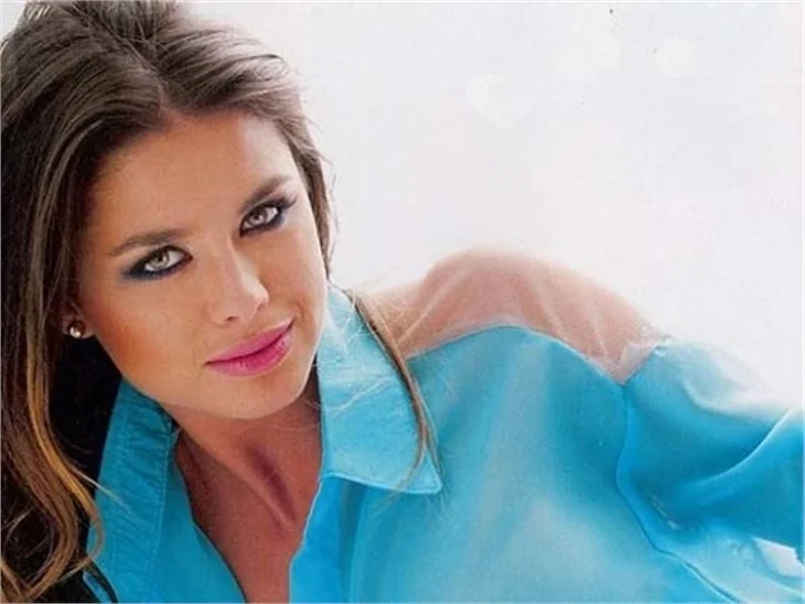 Seksi manken Kayseri'ye gelin geliyor!