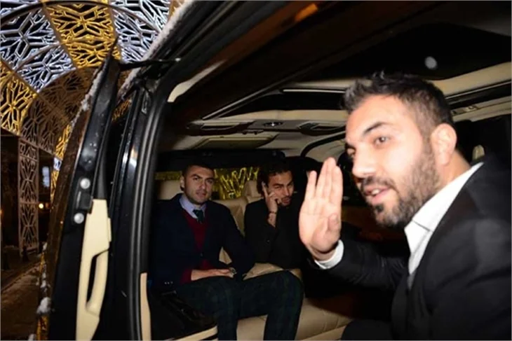 Burak ve Selçuk'un Juventus kutlaması olaylı bitti!