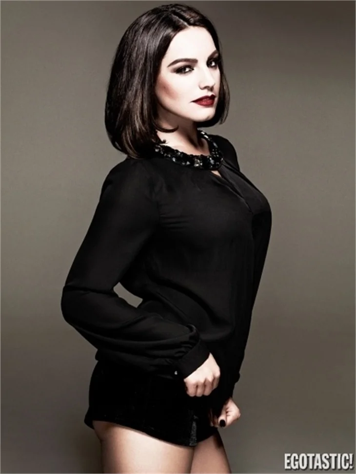 Kelly Brook'dan çekici kareler!