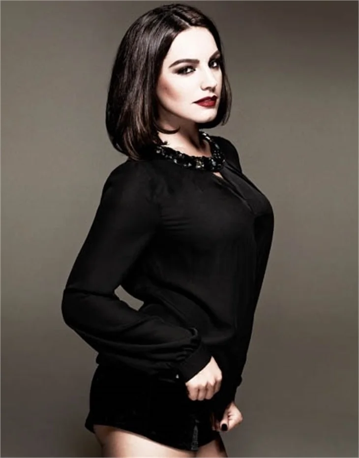 Kelly Brook'dan çekici kareler!