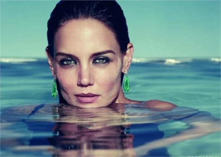 Katie Holmes'den çekici kareler!