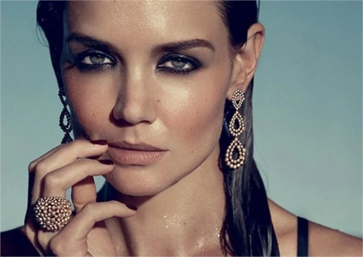 Katie Holmes'den çekici kareler!