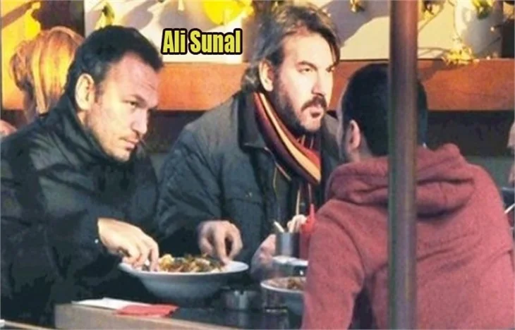 Ali Sunal gazetecilere çatal fırlattı!