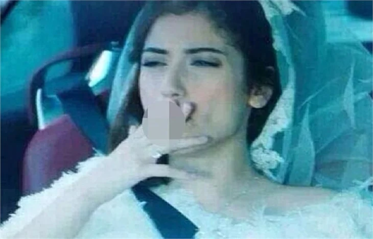 Hazal Kaya hayranlarını kızdırdı!