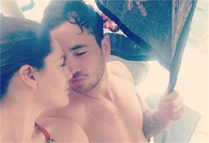 Kelly Brook'un aşktan yana yüzü gülmedi!