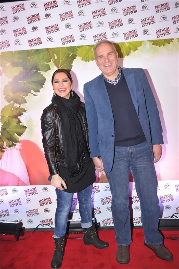 "Patron Mutlu Son İstiyor" filminin galasına ünlü akını!