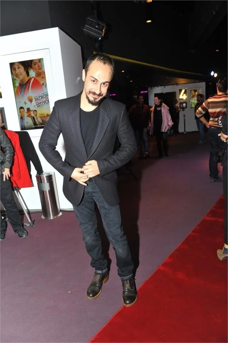 "Patron Mutlu Son İstiyor" filminin galasına ünlü akını!