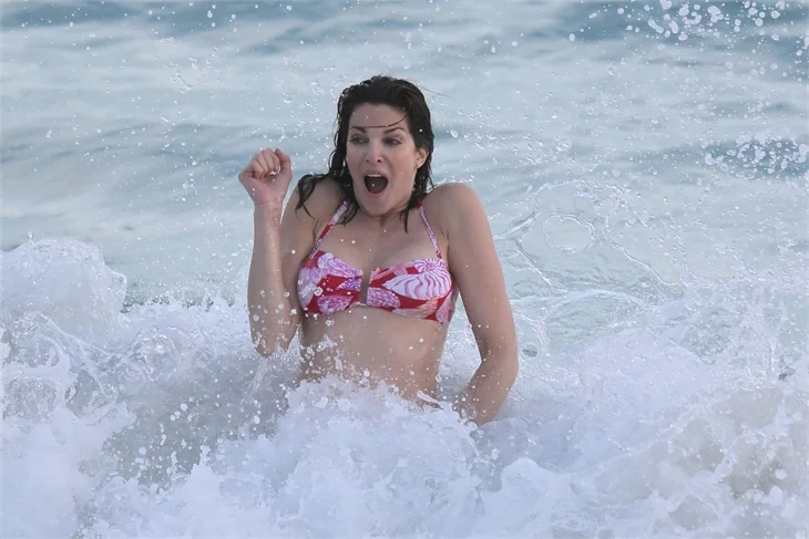 Stephanie Seymour dalgaların oyununa geldi!