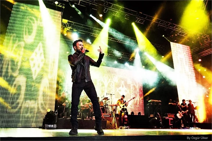 Tarkan, Kazakistan'ı salladı!