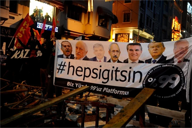 Taksim'de yolsuzluk eylemi!