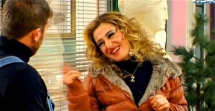 "İzzet beni pavyona götür!"