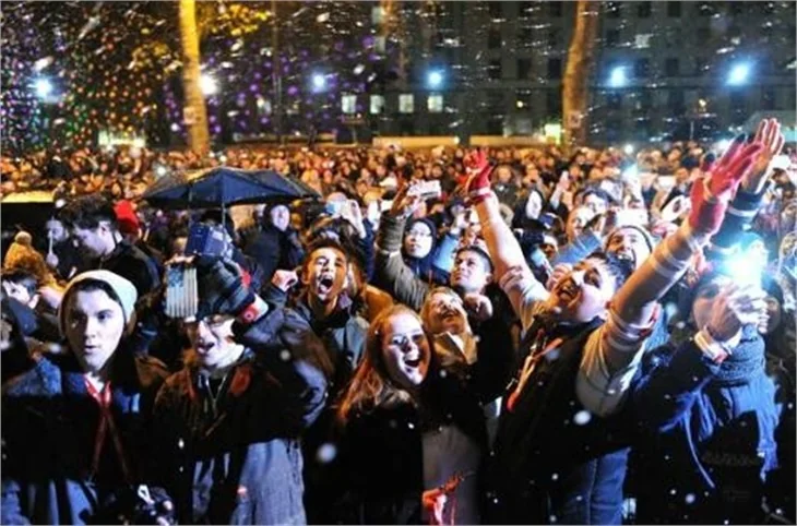 Dünya 2014'e böyle girdi