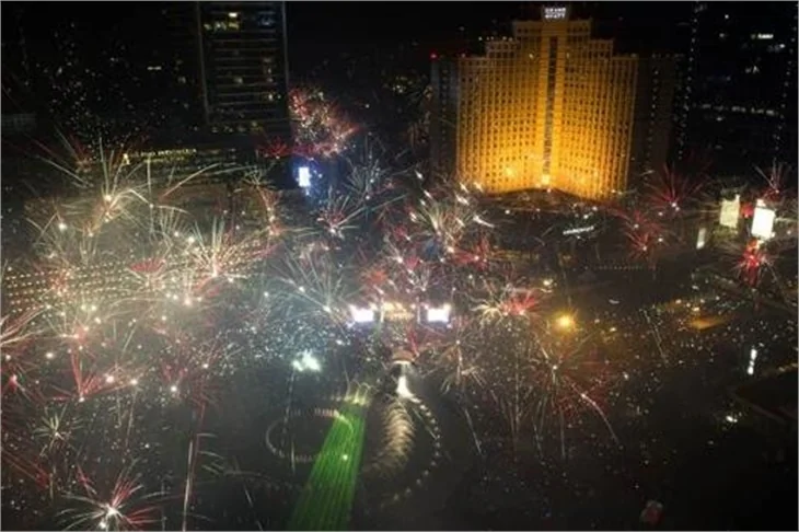 Dünya 2014'e böyle girdi