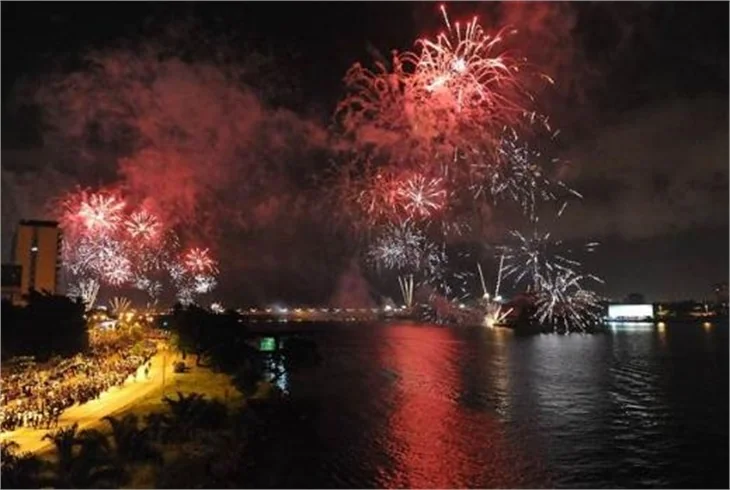 Dünya 2014'e böyle girdi