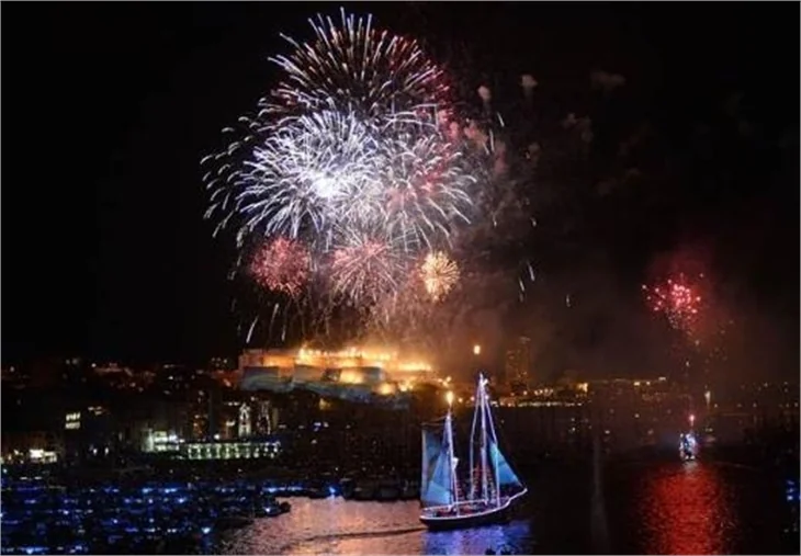 Dünya 2014'e böyle girdi