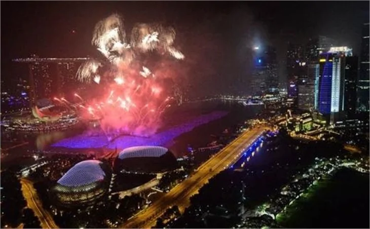 Dünya 2014'e böyle girdi