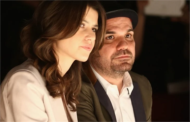 Beren Saat, "Önce aşk" dedi!