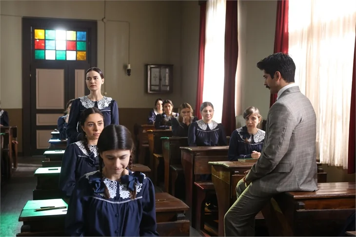 "Çalıkuşu"nda şok değişiklik!