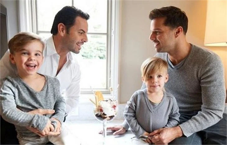 Ricky Martin sevgilisi Carlos'tan ayrıldı!