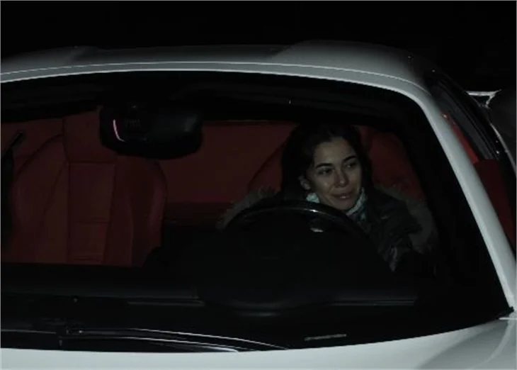 Asena Erkin trafik kontrolüne takılınca...