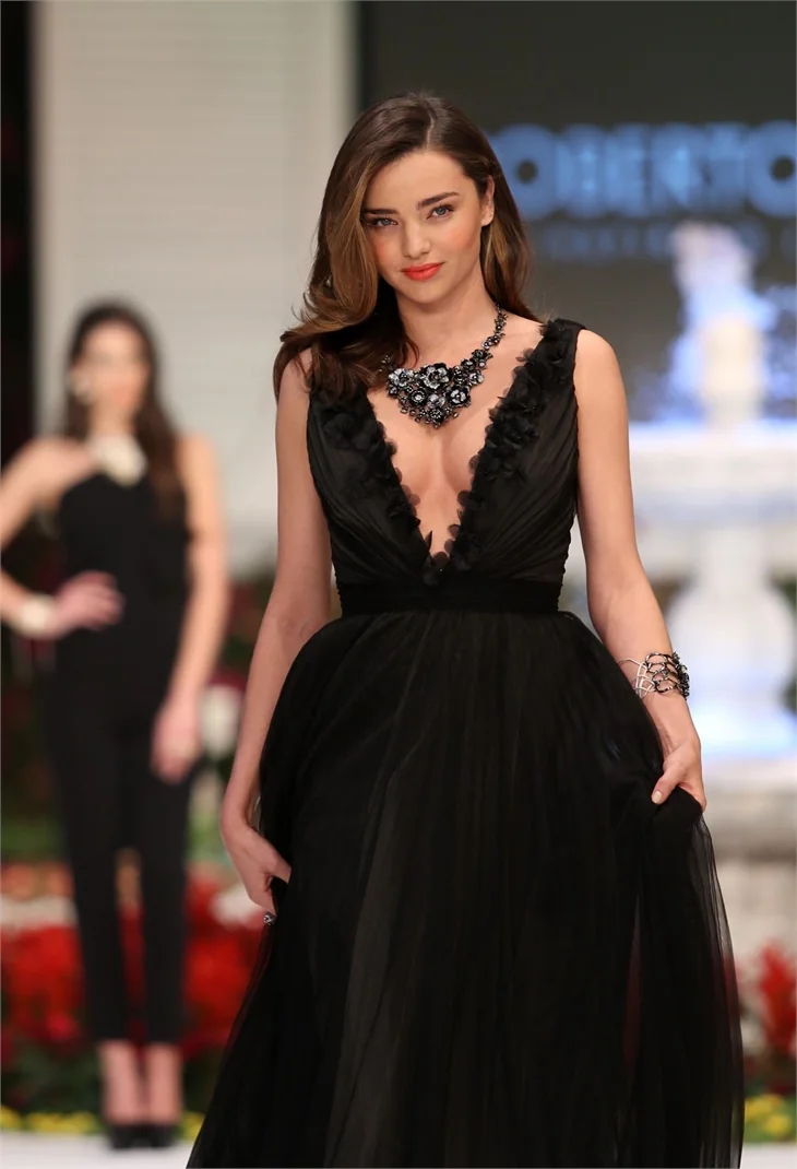 Miranda Kerr, Antalya'da podyuma çıktı!