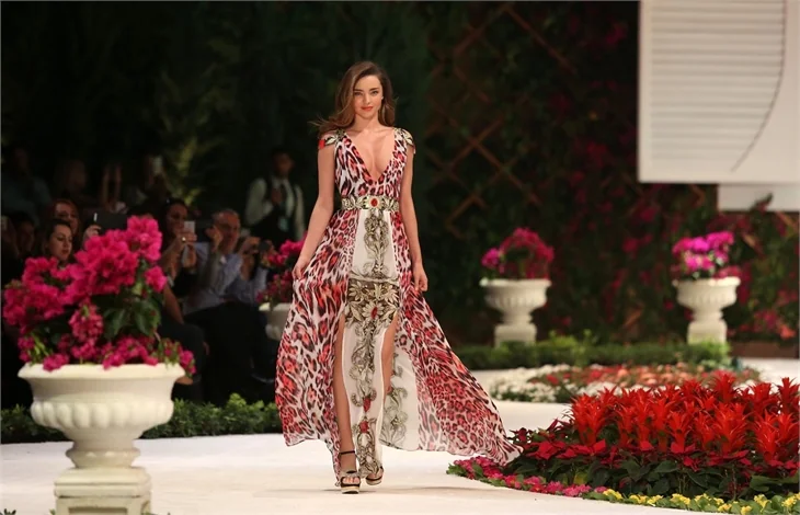 Miranda Kerr, Antalya'da podyuma çıktı!