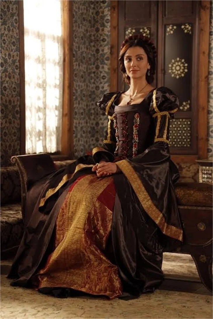 Özge Ulusoy, "Muhteşem Yüzyıl"da