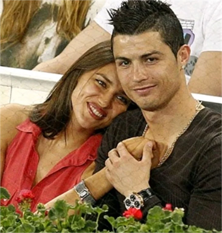 Ronaldo‘dan inanılmaz nişan hediyesi!