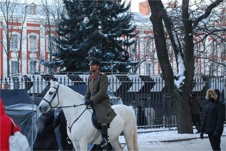 Rusya'da kurulan "Kurt Seyit ve Şura" setinden görüntüler