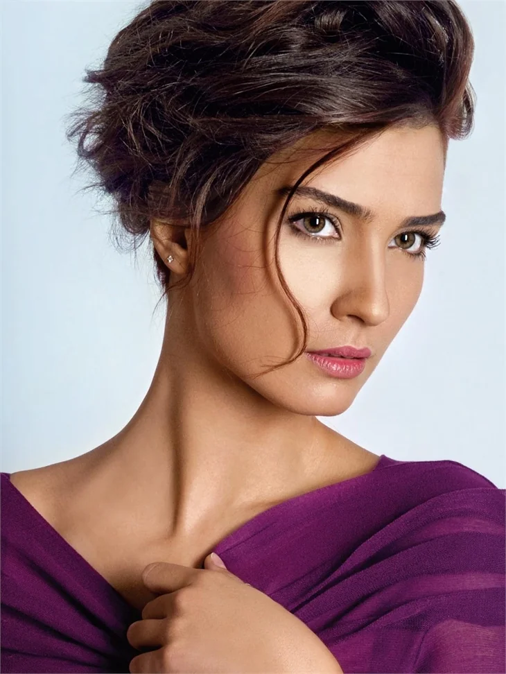 Tuba Büyüküstün'den "Kara Para Yalan Aşk" açıklaması!