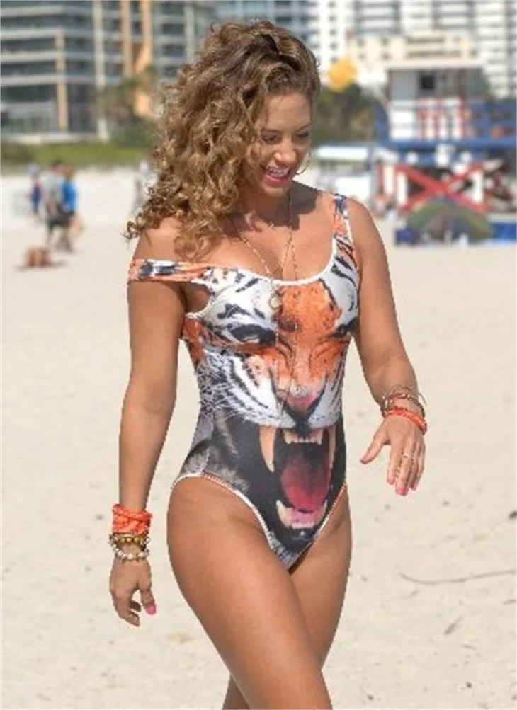 Spor modeli Jennifer Nicole Lee!