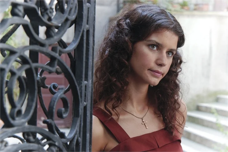 Beren Saat, Dubai yolcusu!