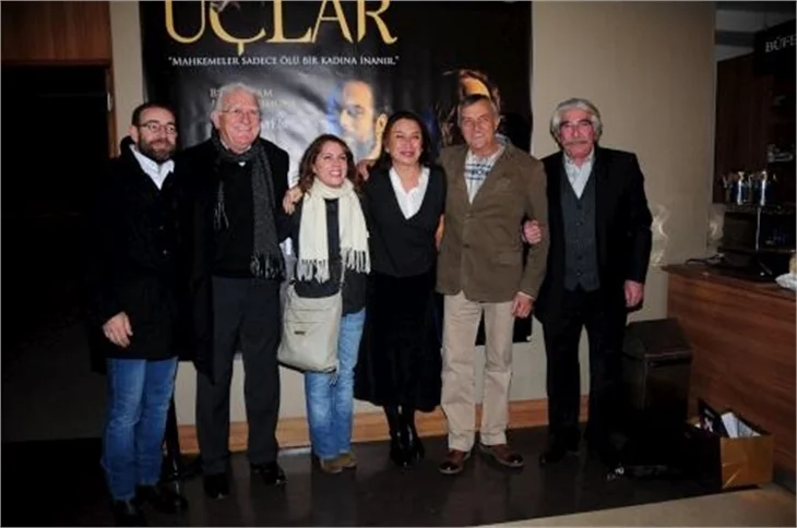 Özyağcılar aile'sinin oyunu 'Uçlar' dikkat çekti!