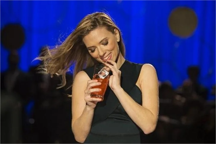 Scarlett Johansson‘ın reklam filmi yayınlanamadı!