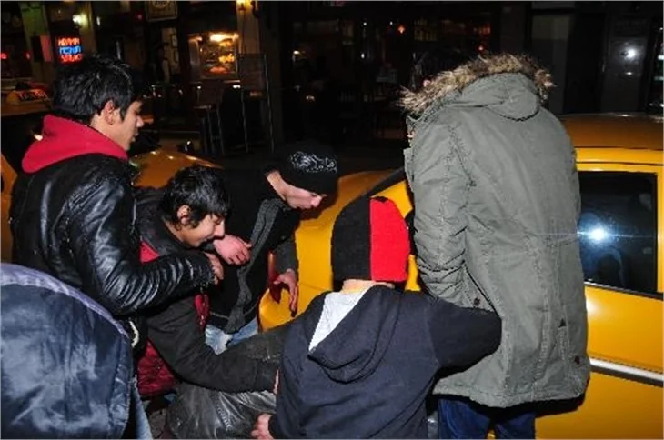 Ünlü Çift zor anlar yaşadı!