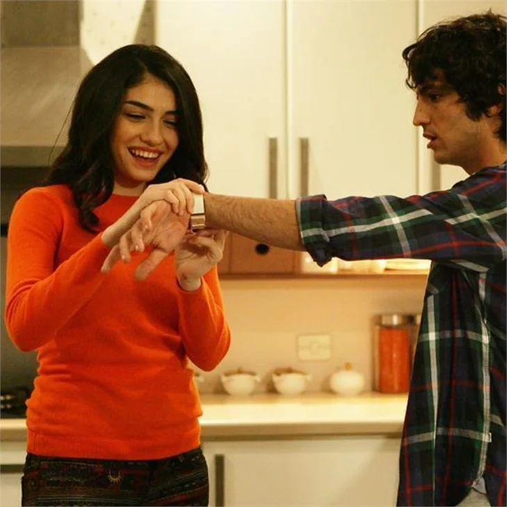 "Medcezir" 2 milyonu da devirdi!
