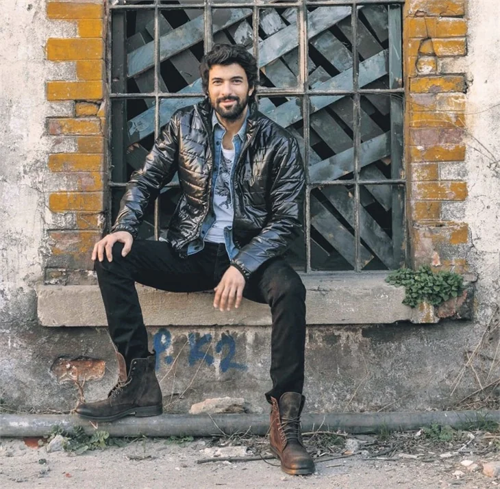 Engin Akyürek: Aşkta 'asla'lar olmaz