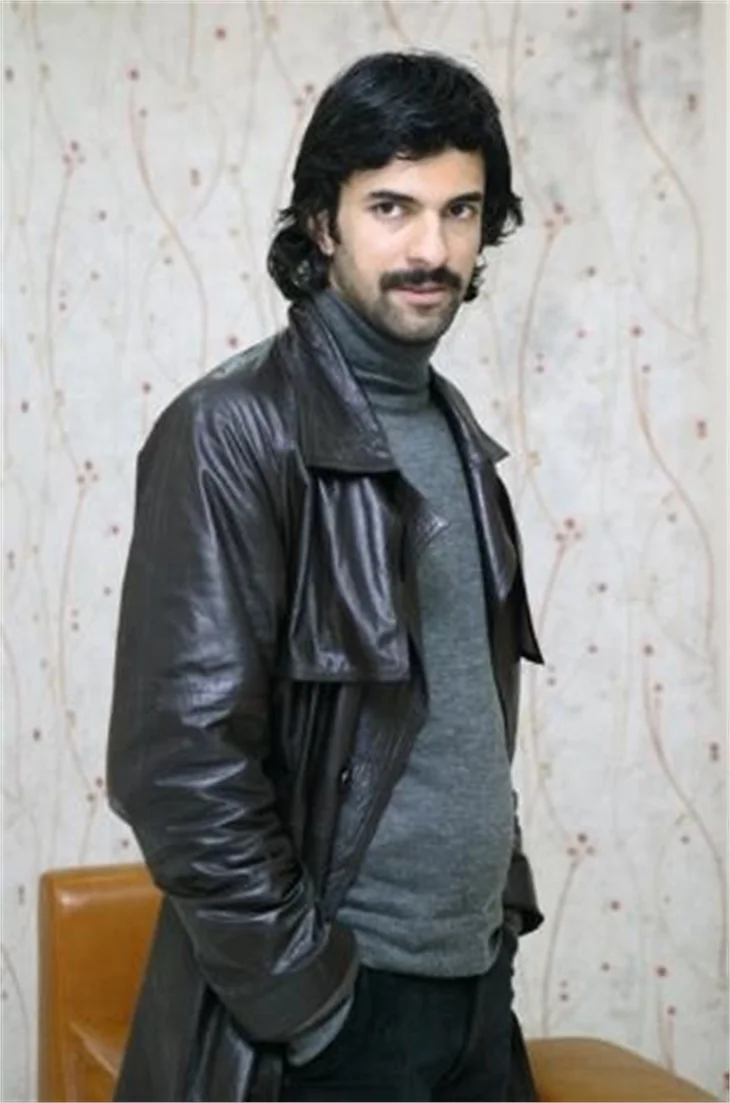 Engin Akyürek: Aşkta 'asla'lar olmaz