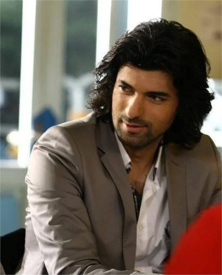 Engin Akyürek: Aşkta 'asla'lar olmaz