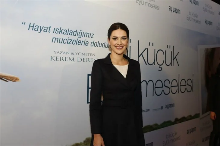 "Bi Küçük Eylül Meselesi"nin galasına kimler katıldı?